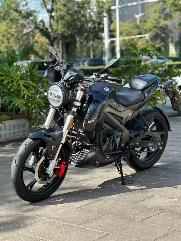 二手贝纳利小迅龙 BN150S