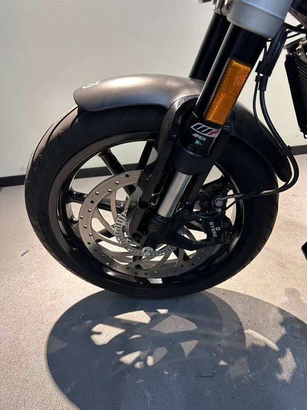 二手HUSQVARNA黑箭 401