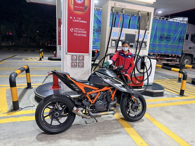 二手KTMR2R1290 Super Duke