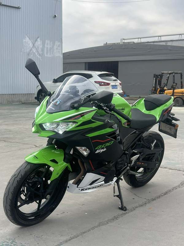 二手川崎Ninja 400