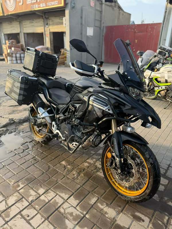 二手贝纳利TRK552