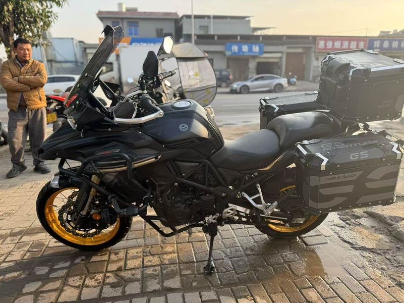 二手贝纳利TRK552