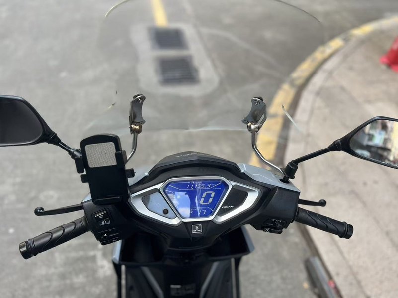 二手五羊本田NX125