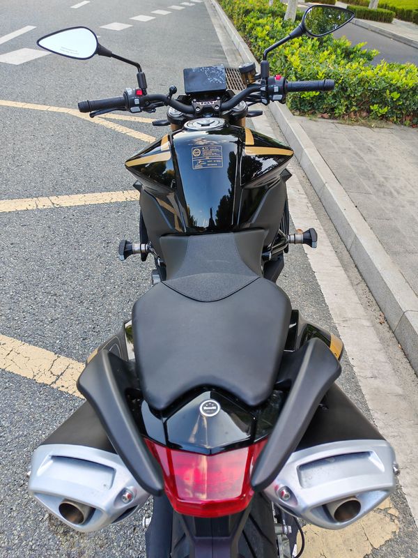 二手贝纳利TNT600i