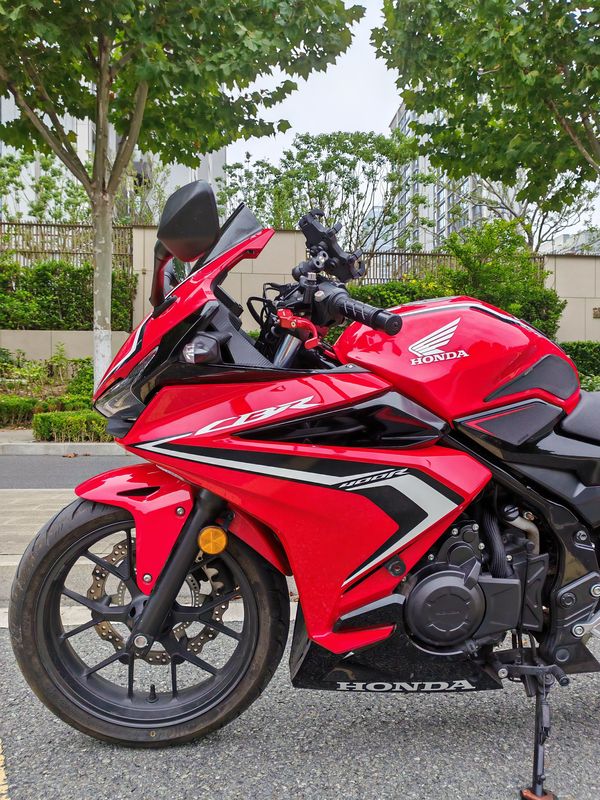 二手本田CBR400R
