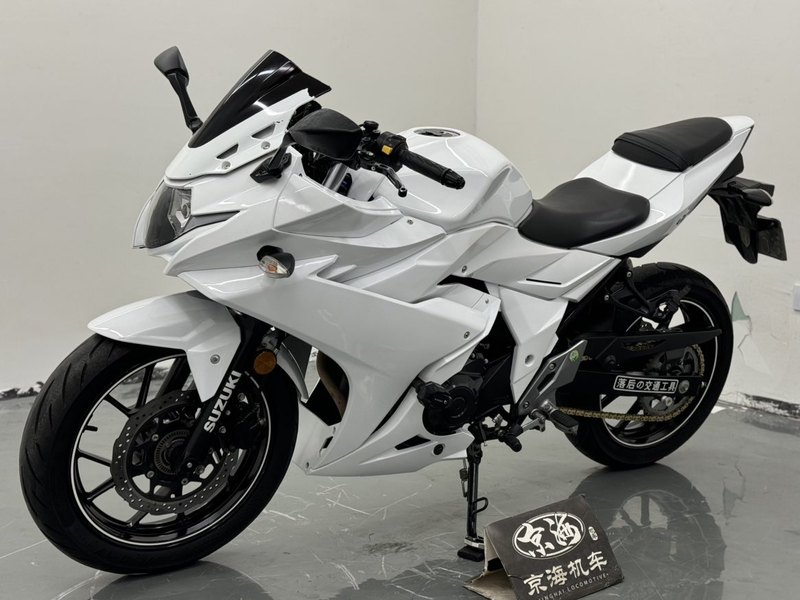 二手豪爵铃木GSX250R