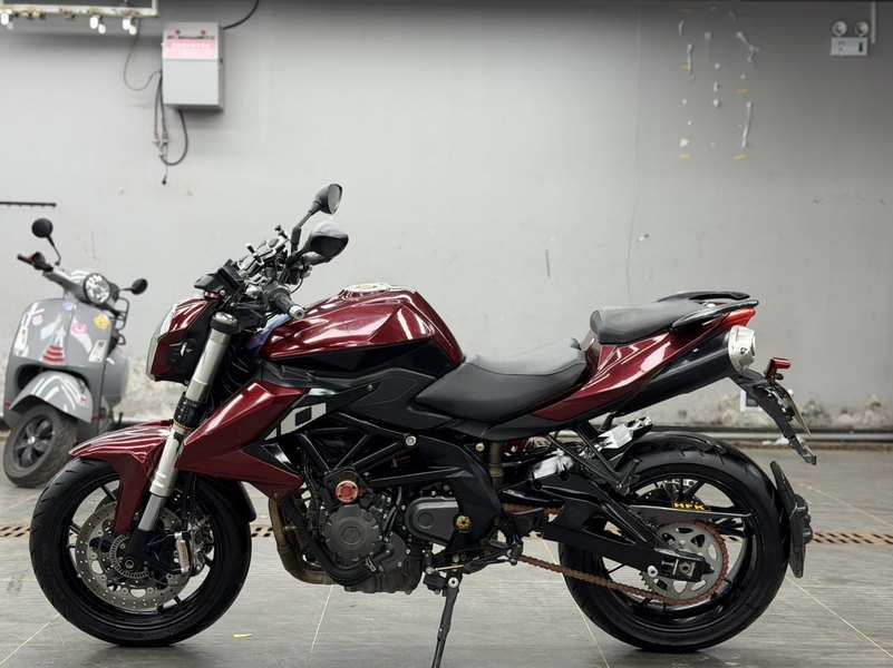 二手贝纳利TNT600i