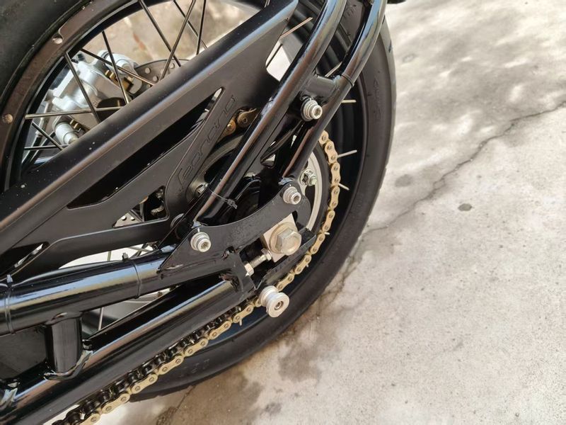 二手贝纳利幼狮 Leoncino 500