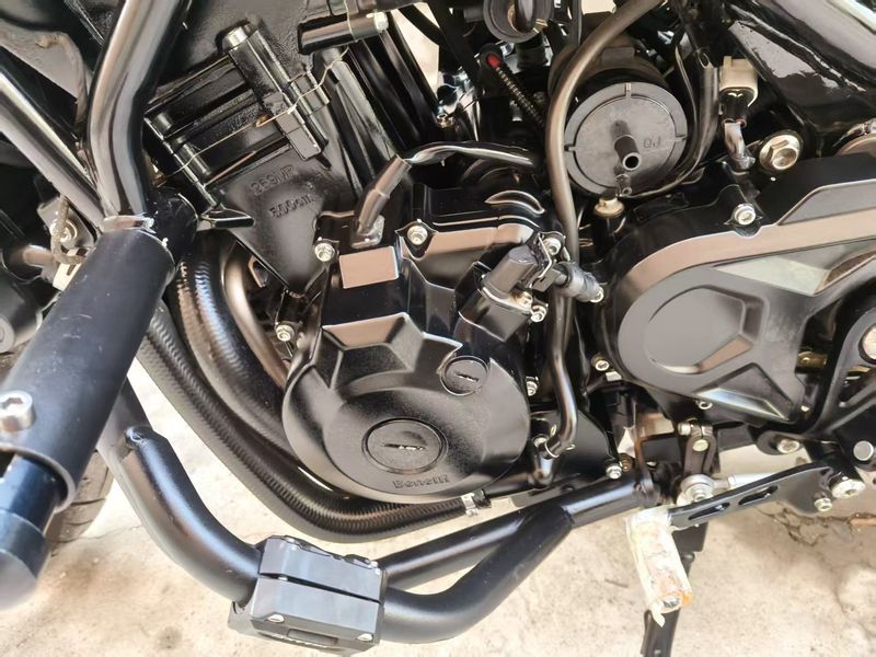 二手贝纳利幼狮 Leoncino 500