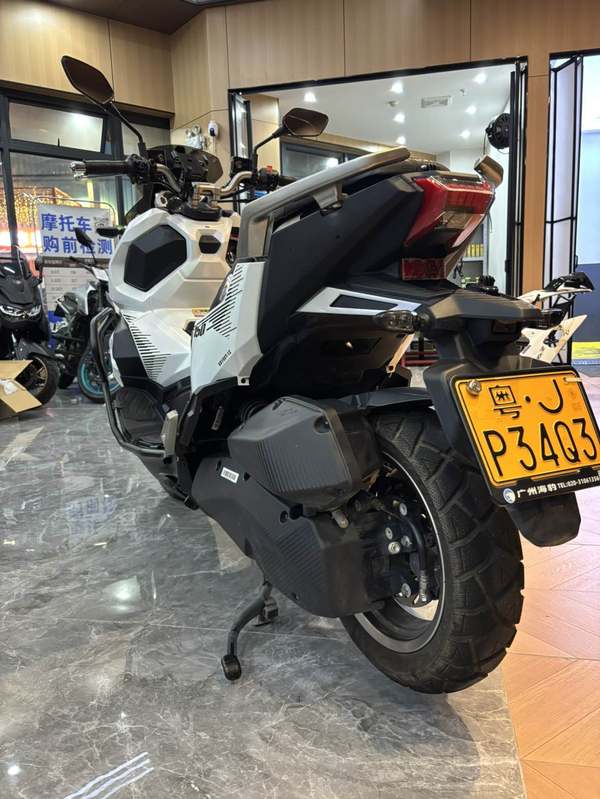 二手三阳哈士奇 Husky ADV150