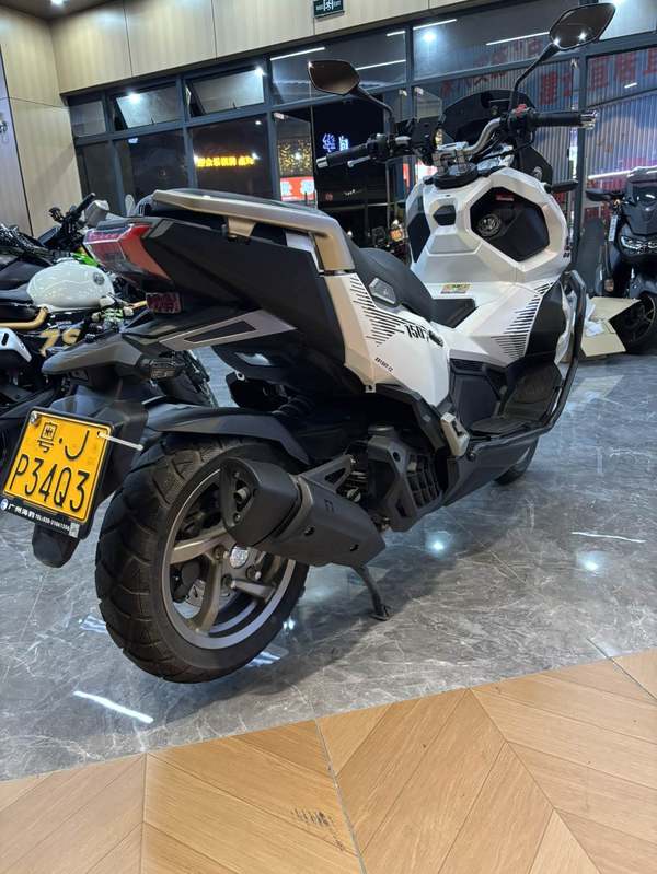 二手三阳哈士奇 Husky ADV150