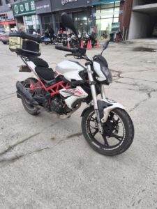 二手贝纳利红宝龙 TNT150i