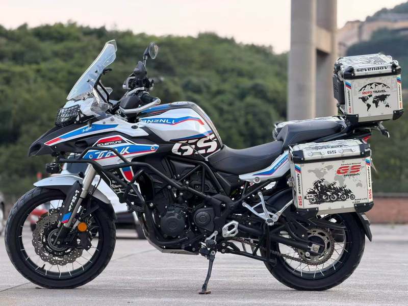 二手贝纳利金鹏 TRK502