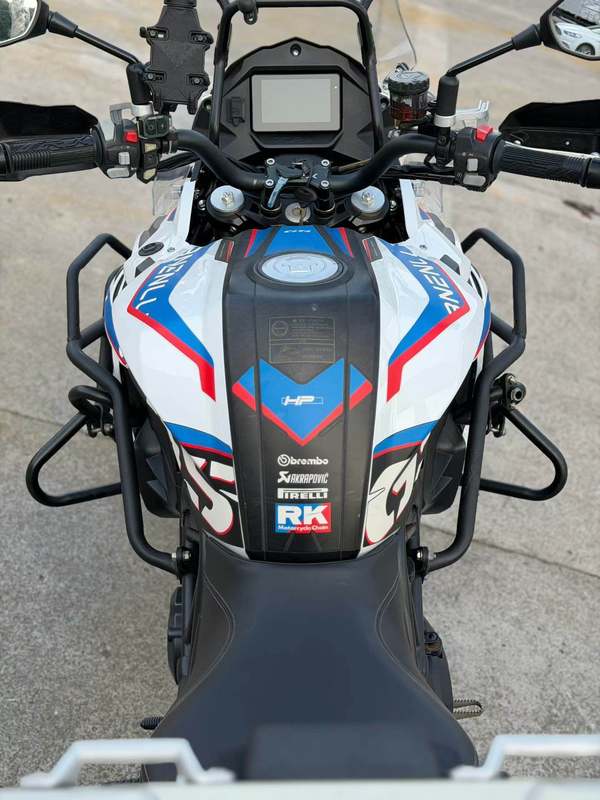 二手贝纳利金鹏 TRK502