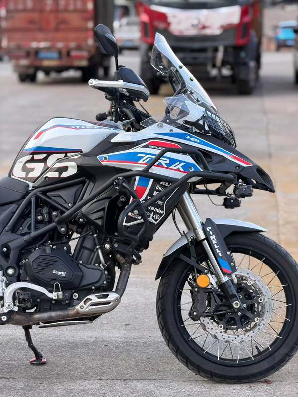 二手贝纳利金鹏 TRK502