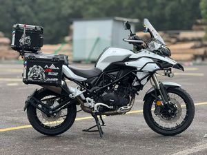 二手贝纳利金鹏 TRK502