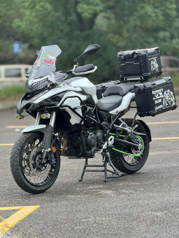 二手贝纳利金鹏 TRK502