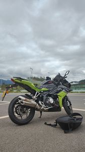 二手贝纳利龙卷风 Tornado 302R