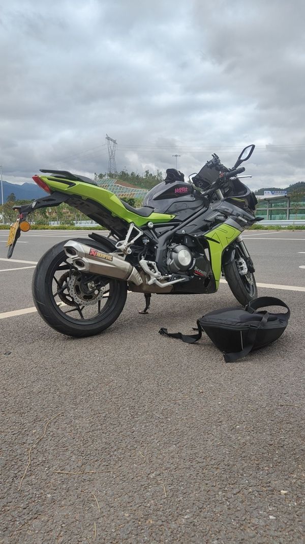 二手贝纳利龙卷风 Tornado 302R