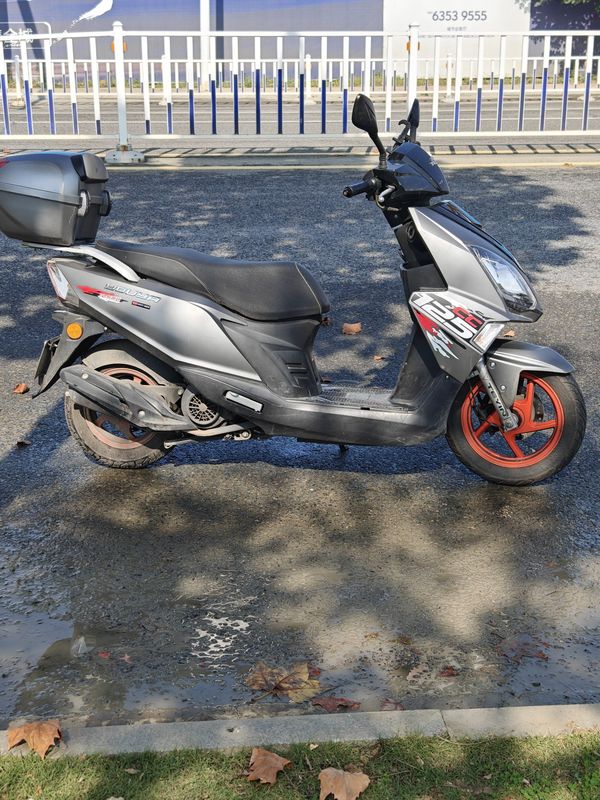 二手天鹰游艇125