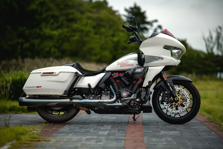 二手哈雷戴维森公路滑翔 Road Glide