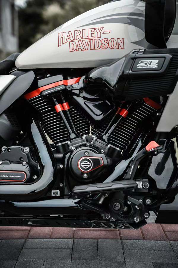 二手哈雷戴维森公路滑翔 Road Glide