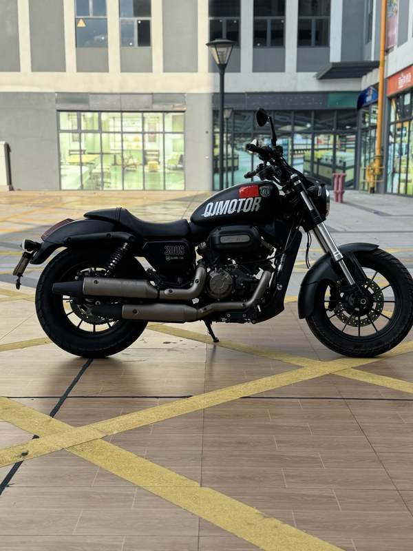 二手QJMOTOR闪300