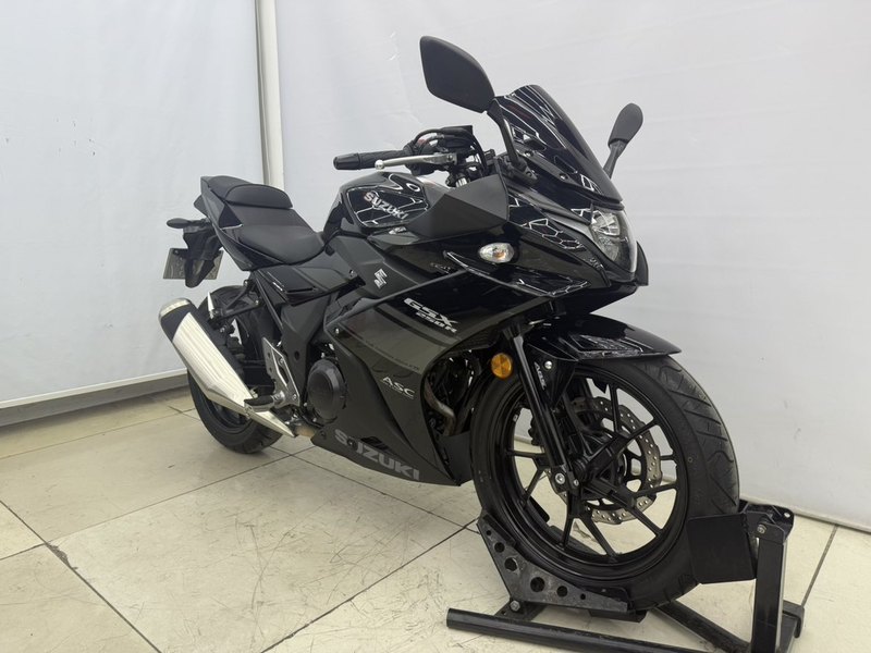 二手豪爵铃木GSX250R