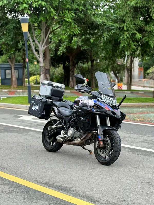 二手贝纳利金鹏 TRK502