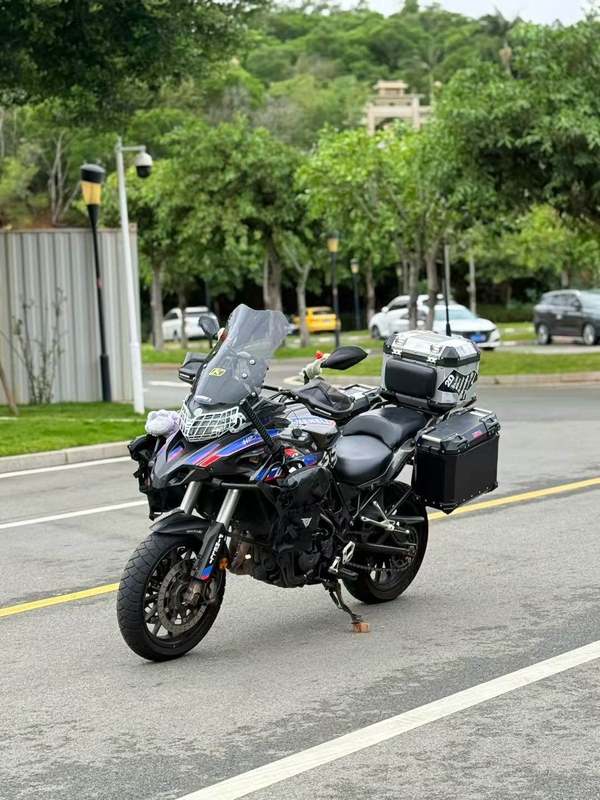 二手贝纳利金鹏 TRK502