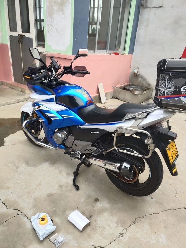 二手豪爵铃木骊驰 GW 250F