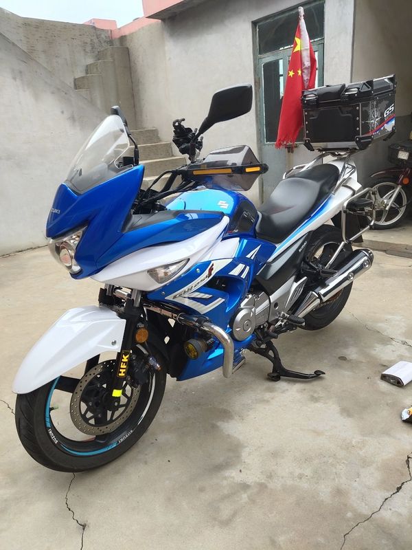 二手豪爵铃木骊驰 GW 250F