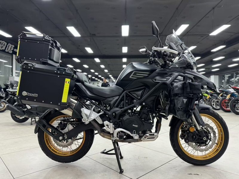 二手贝纳利TRK552