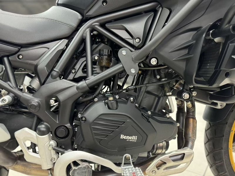 二手贝纳利TRK552