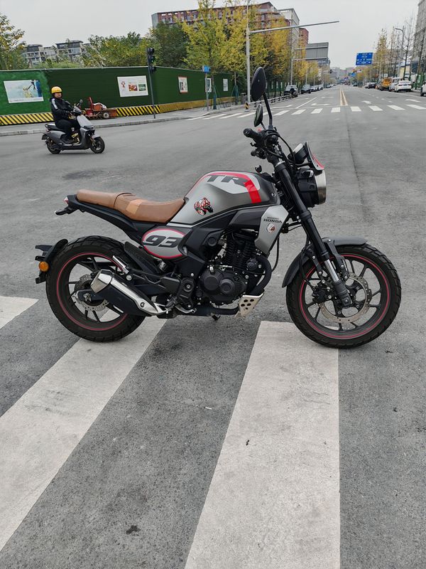 二手新大洲本田CBF190TR