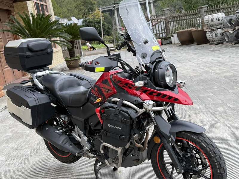 二手豪爵铃木DL250