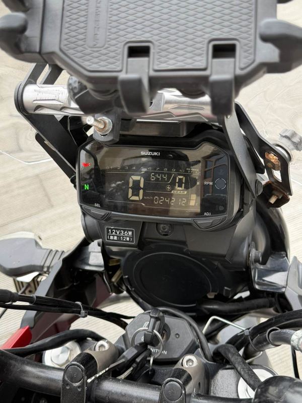 二手豪爵铃木DL250