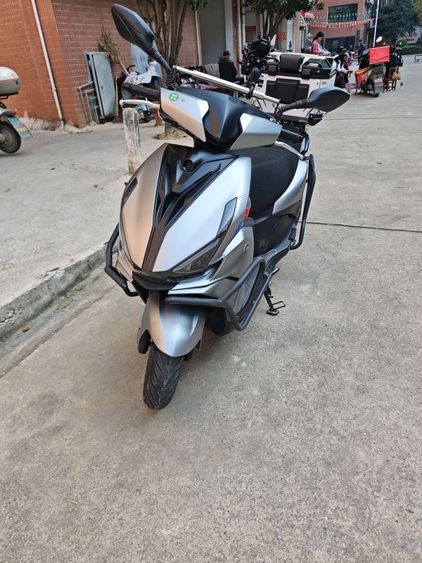 二手QJMOTOR鸿125