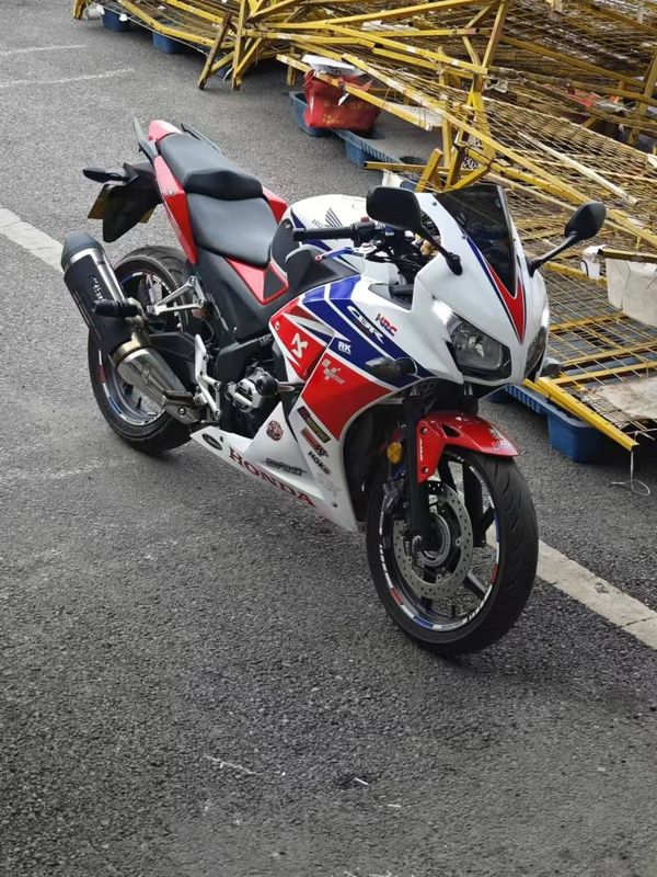 二手新大洲本田CBR300R
