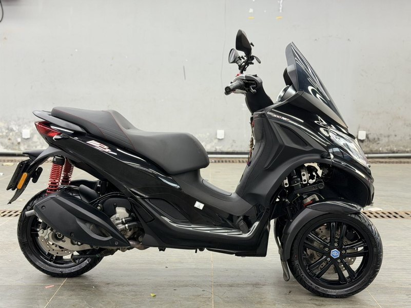 二手比亚乔MP3 300