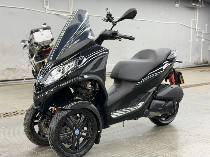 二手比亚乔MP3 300