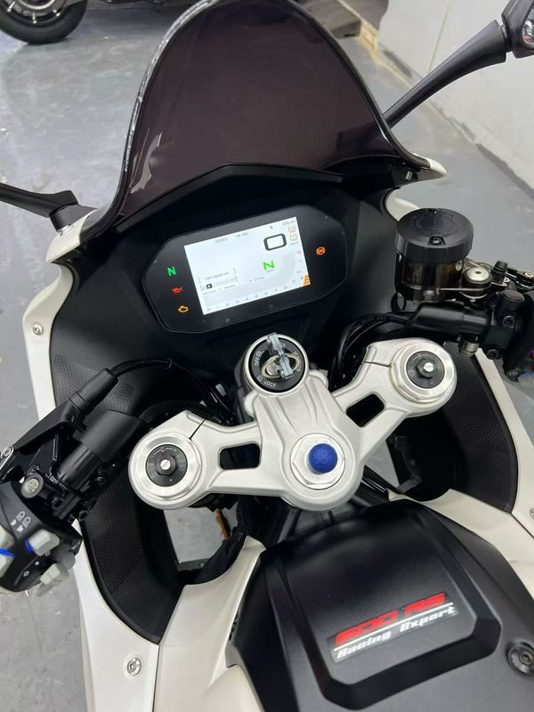 二手QJMOTOR赛600