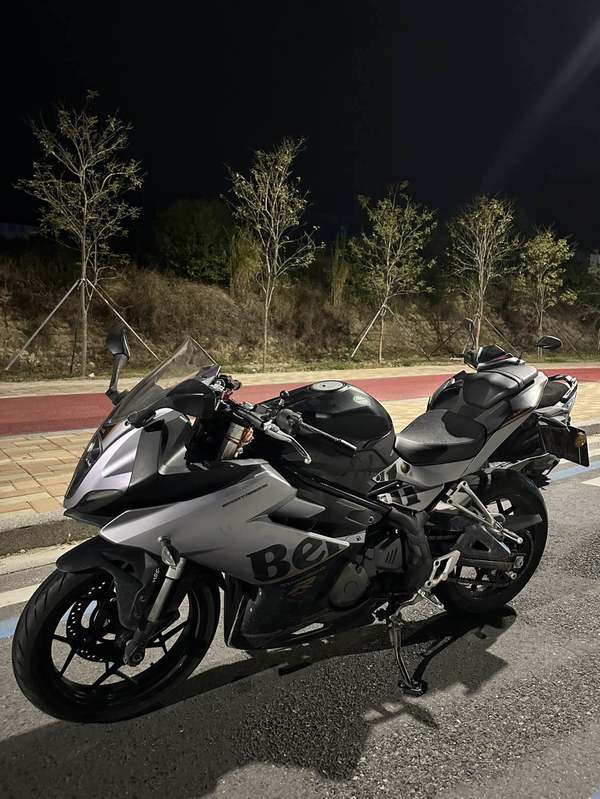 二手贝纳利龙卷风 Tornado 252R