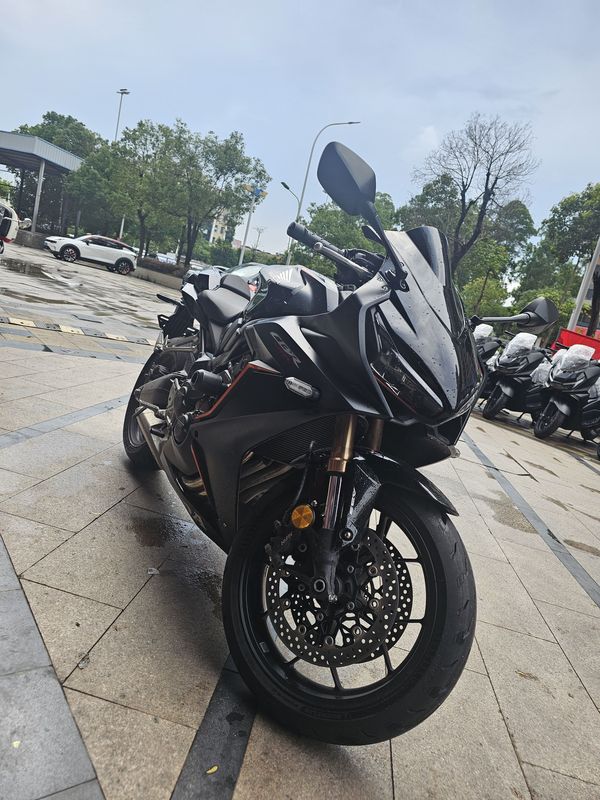 二手本田CBR650R