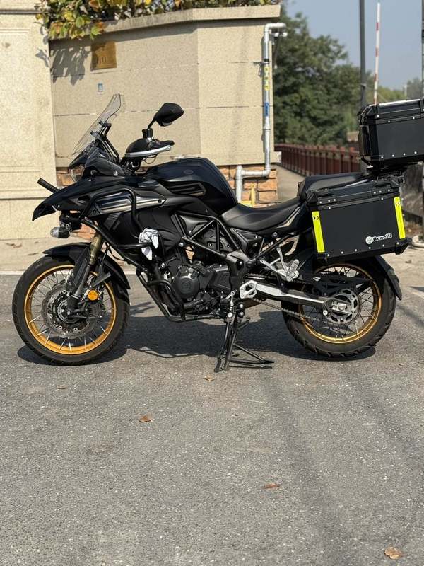 二手贝纳利TRK552