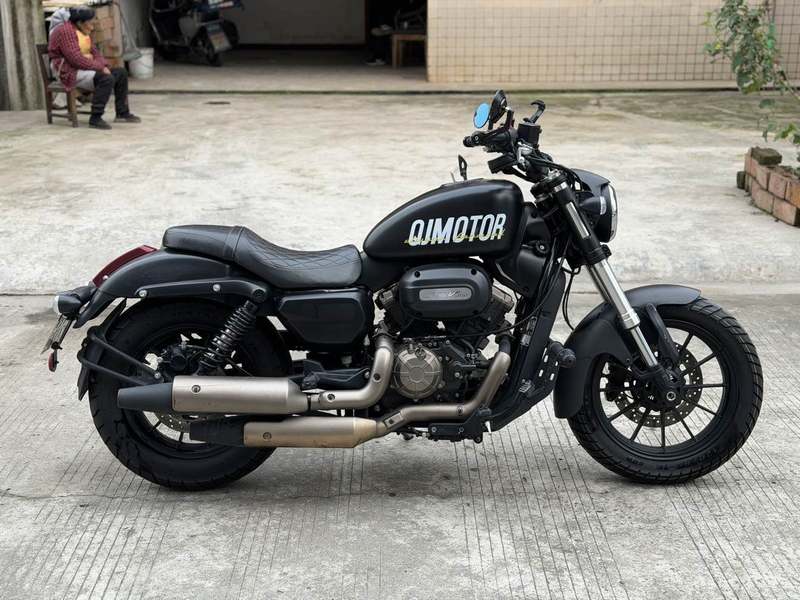 二手QJMOTOR闪300