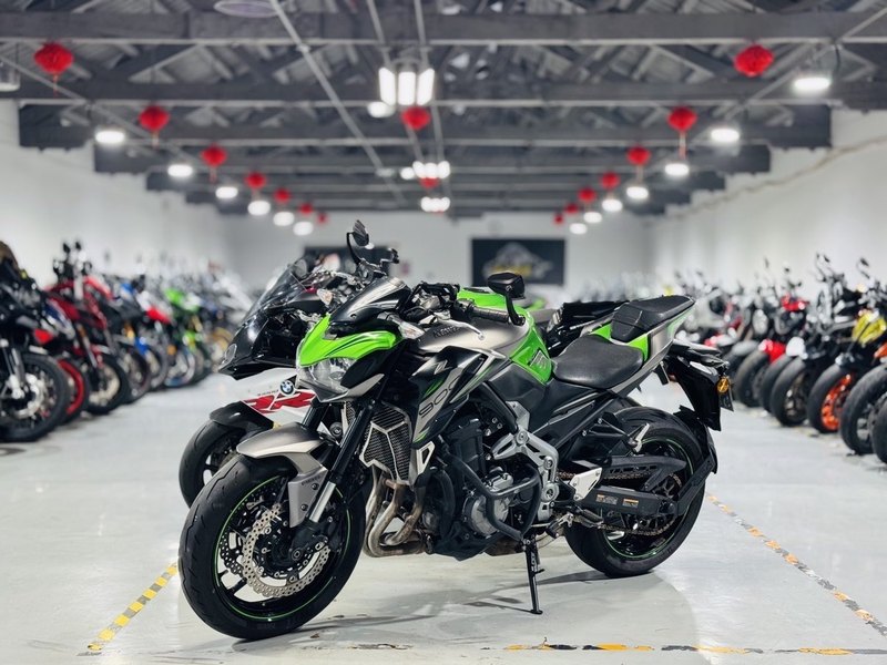 二手川崎Z900