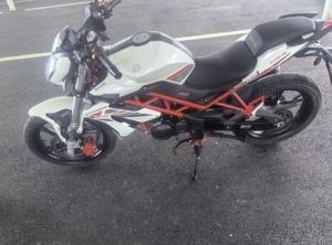 二手贝纳利红宝龙 TNT150i