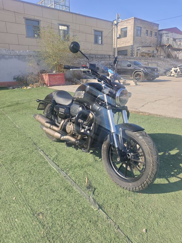 二手QJMOTOR闪300