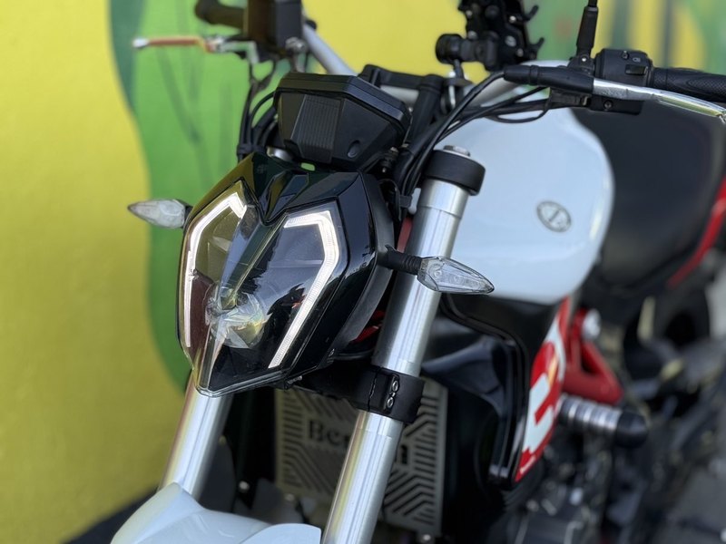 二手贝纳利蓝宝龙 BN302S